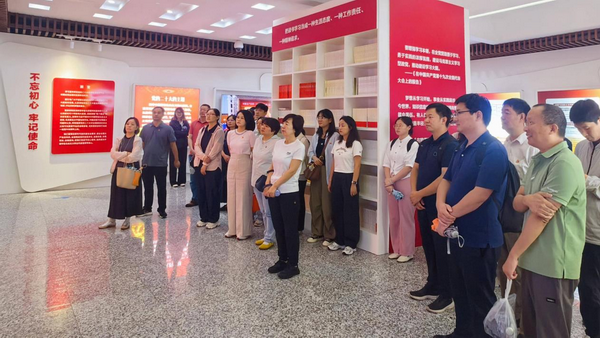 饲料所警示教育-所网02.png